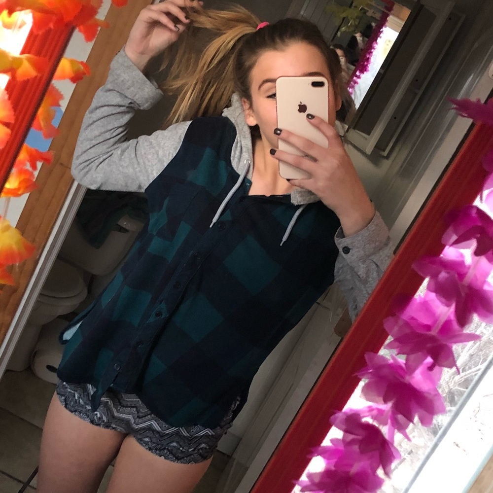 WILLING TO TRADE🌙